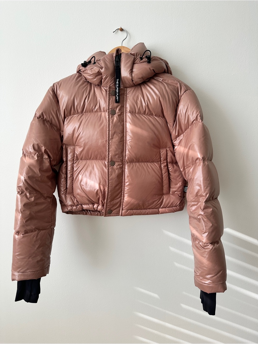 Artizia Super Puff Women's Cropped Puffer Jacket in Chocolate Mousse